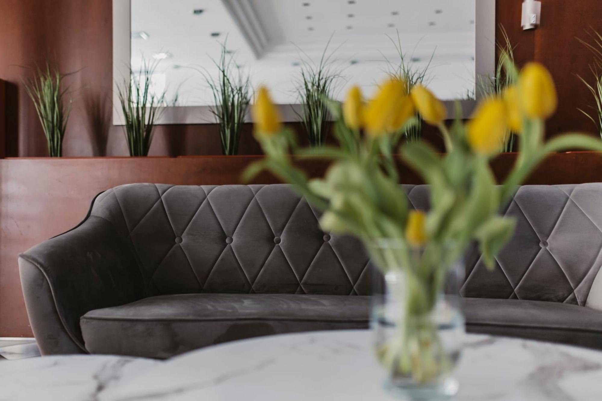 Hotel I Restauracja Borowianka 오스토프 빌코폴스키 외부 사진