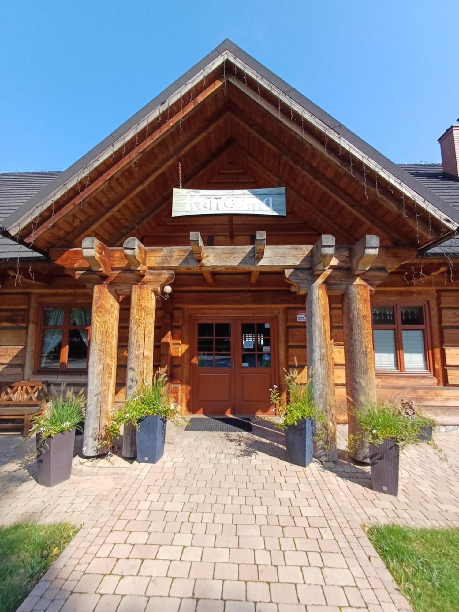 Hotel I Restauracja Borowianka 오스토프 빌코폴스키 외부 사진